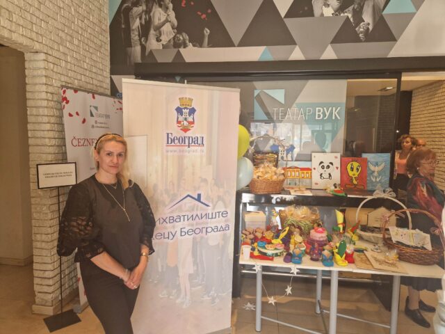 Pjesnjikinja Božica Velousis